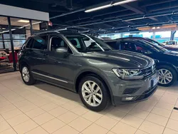 Mörkgrå Begagnad 2020 VW Tiguan SUV | 299 900 kr (Marknadspris)