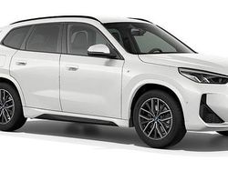 Vit (mineral white) Ny 2025 BMW X1 Shadowline SUV | 608 400 kr (Marknadspris)