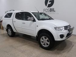 Vit Begagnad 2015 Mitsubishi L200 Pickup | 139 900 kr (Marknadspris)