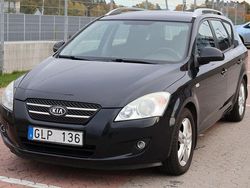 Svart Begagnad 2007 Kia Ceed Sportswagon EX Kombi | 30 000 kr (Dyr)