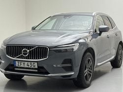 Grå Begagnad 2023 Volvo XC60 Core SUV | 364 900 kr (Bra pris)