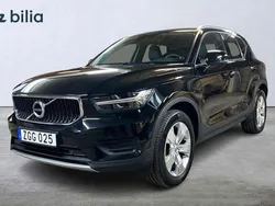 Svart Begagnad 2022 Volvo XC40 Momentum SUV | 289 900 kr (Bra pris)
