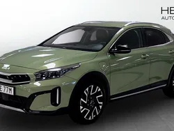 Grön (green) Begagnad 2023 Kia XCeed Advance SUV | 294 900 kr (Lite dyr)