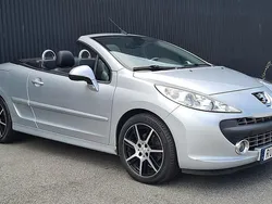 Röd (blå) Begagnad 2007 Peugeot 207 CC Cab | 34 900 kr (Lite dyr)