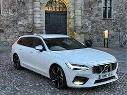 Vit Begagnad 2018 Volvo V90 R-Design Kombi | 275 000 kr (Marknadspris)