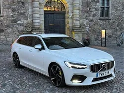 Vit Begagnad 2018 Volvo V90 R-Design Kombi | 275 000 kr (Marknadspris)