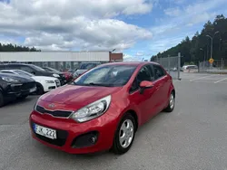 Röd Begagnad 2012 Kia Rio 2 Halvkombi | 57 500 kr (Marknadspris)