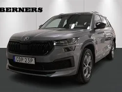 Grå Begagnad 2024 Skoda Kodiaq Comfort SUV | 459 900 kr (Marknadspris)