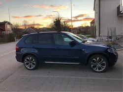 Blå Begagnad 2011 BMW X5 Sport Line SUV | 100 000 kr (Lite dyr)