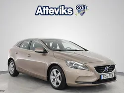 Brun Begagnad 2014 Volvo V40 Momentum Kombi | 99 900 kr (Marknadspris)
