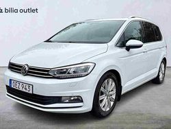 Vit Begagnad 2017 VW Touran Minibuss | 219 900 kr
