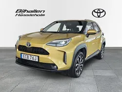 Gul Begagnad 2021 Toyota Yaris Cross SUV | 269 900 kr (Marknadspris)