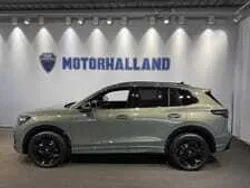 Grön Ny 2025 VW Tiguan R-line SUV | 544 900 kr (Marknadspris)