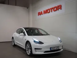 Vit Begagnad 2020 Tesla Model 3 Standard Range Plus Sedan | 259 900 kr (Marknadspris)