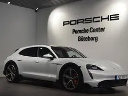 Ljusgrå (grey) Begagnad 2022 Porsche Taycan 4S Cross Turismo Sedan | 899 000 kr (Marknadspris)