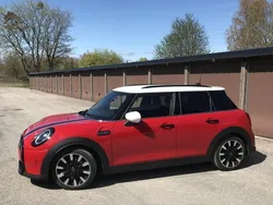 Röd Begagnad 2023 Mini Cooper S Halvkombi | 296 000 kr (Dyr)