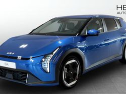 Blå (blue) Ny 2025 Kia EV4 Plus Halvkombi | 518 625 kr