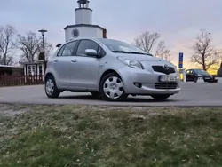 Silver Begagnad 2008 Toyota Yaris Halvkombi | 23 500 kr (Bra pris)