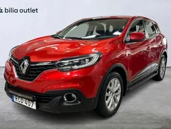 Röd Begagnad 2016 Renault Kadjar Zen SUV | 124 900 kr (Marknadspris)