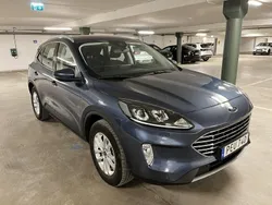 Blå Begagnad 2021 Ford Kuga SUV | 250 000 kr (Marknadspris)
