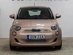 Gul Begagnad 2021 Fiat 500e Halvkombi | 169 000 kr (Marknadspris)