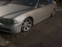 Grå Begagnad 2002 BMW 520 Sedan | 12 000 kr (Superpris)