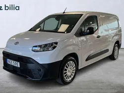 Vit Ny 2024 Toyota Proace City Van | 339 900 kr (Bra pris)