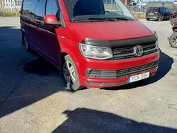 Röd Begagnad 2016 VW T6 Van | 185 000 kr (Bra pris)