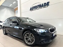 Svart Begagnad 2021 BMW 320 Sport Line Kombi | 274 900 kr (Marknadspris)