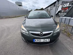 Grön Begagnad 2010 Opel Astra Enjoy Halvkombi | 29 500 kr (Marknadspris)