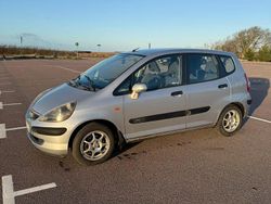 Begagnad 2002 Honda Jazz Halvkombi | 12 000 kr (Dyr)