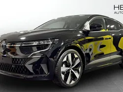 Grå Begagnad 2024 Renault Mégane Techno Halvkombi | 379 900 kr (Dyr)