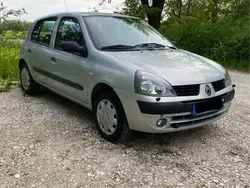Begagnad 2005 Renault Clio II Halvkombi | 18 500 kr
