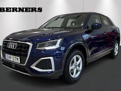 Blå Begagnad 2024 Audi Q2 SUV | 289 900 kr (Marknadspris)