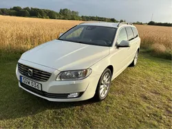 Vit Begagnad 2016 Volvo V70 Momentum Kombi | 89 900 kr (Bra pris)