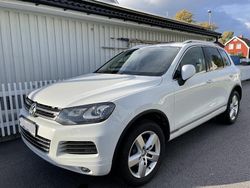 Vit Begagnad 2014 VW Touareg SUV | 129 900 kr (Superpris)