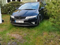 Svart Begagnad 2008 Honda Civic Sport Halvkombi | 19 900 kr