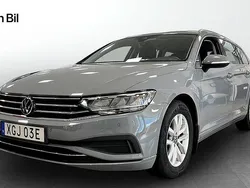 Grå Begagnad 2024 VW Passat Business Kombi | 309 900 kr (Marknadspris)