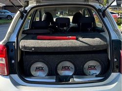 Silver Begagnad 2011 Nissan Micra Halvkombi | 15 000 kr