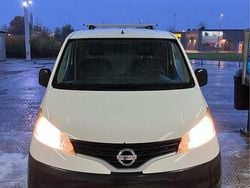 Vit Begagnad 2010 Nissan NV200 Van | 34 000 kr (Marknadspris)