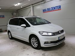 Vit Begagnad 2015 VW Touran Minibuss | 129 000 kr (Dyr)