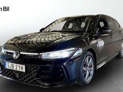 Svart Begagnad 2024 VW Passat R-line Kombi | 458 900 kr
