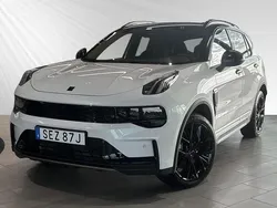 Vit Begagnad 2024 Lynk & Co 01 SUV | 469 800 kr