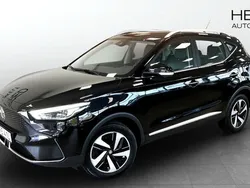 Svart (black) Begagnad 2022 MG ZS Luxury Sedan | 244 900 kr (Superpris)