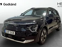 Svart (black) Begagnad 2022 Kia e-Niro 2 SUV | 309 900 kr (Dyr)