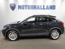 Svart Begagnad 2025 VW T-Roc SUV | 329 000 kr (Dyr)