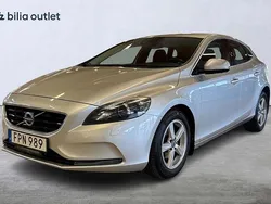 Silver Begagnad 2015 Volvo V40 Momentum Kombi | 89 900 kr (Marknadspris)