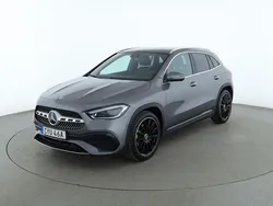 Grå Begagnad 2022 Mercedes GLA200 AMG line SUV | 411 000 kr (Lite dyr)