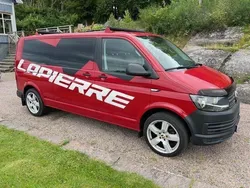 Röd Begagnad 2016 VW T6 Van | 179 000 kr (Marknadspris)