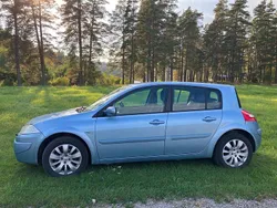 Blå Begagnad 2008 Renault Mégane III Halvkombi | 23 000 kr (Superpris)